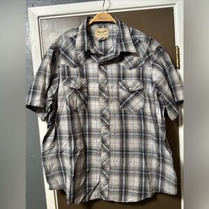 Wrangler Button Up Shirt